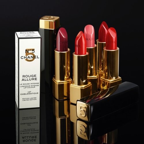CHANEL/香奈儿/口红圣诞限定5号炫亮魅力唇膏3.5g（-化妆品）